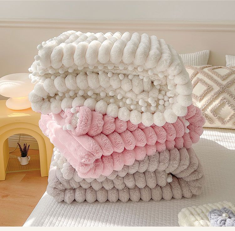 Maison Leonardo™ Soft Touch Blanket