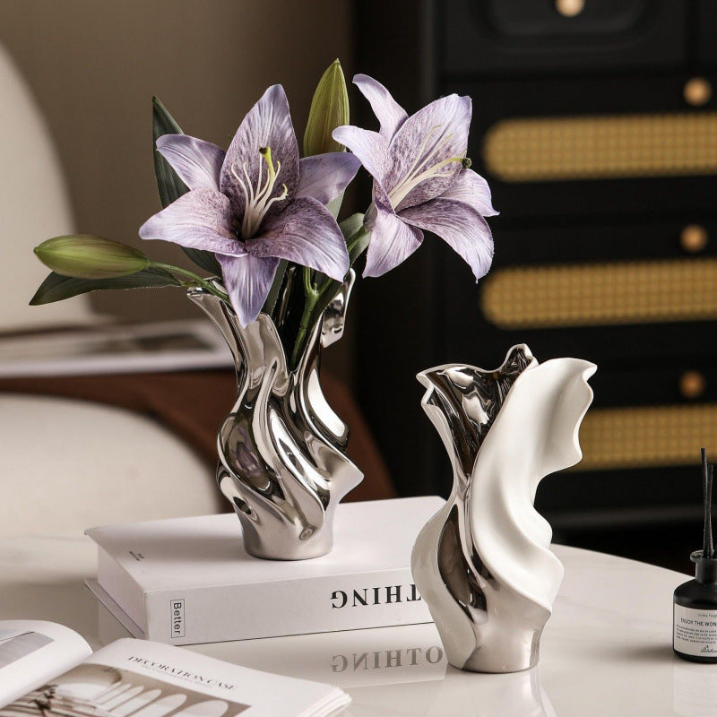 Maison Leonardo™ Twist Art Vase – Skulpturale Designvase für zeitlose Eleganz